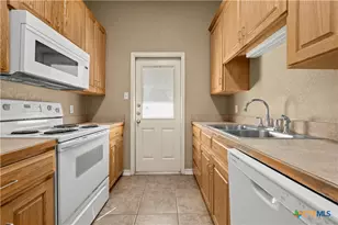 816 Twin Oaks Dr, Temple, TX 76504 - Photo 2