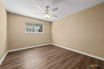 816 Twin Oaks Drive, Temple, TX 76504 - Photo 10
