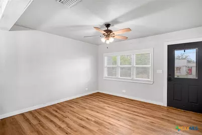 504 N Arnim, Moulton, TX 77975 - Photo 4