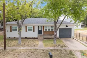 504 N Arnim, Moulton, TX 77975 - Photo 1