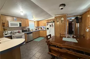 340 Shorthorn Rd, Stockdale, TX 78160 - Photo 4
