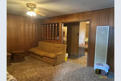 410 W 14th Street, Shiner, TX 77984 - Photo 6