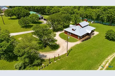 398 Red Bird Lane, Kingsbury, TX 78638 - Photo 2