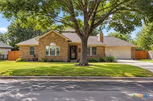 1935 Tiara Dr, New Braunfels, TX 78130 - Photo 1