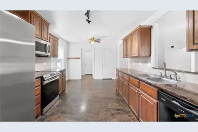 7602 Oliver Loving Drive, Killeen, TX 76549 - Photo 4