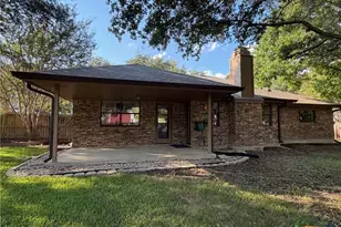 1818 Hidden Peak Cir, New Braunfels, TX 78130 - Photo 20