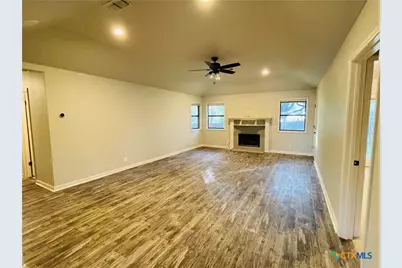 1818 Hidden Peak Circle, New Braunfels, TX 78130 - Photo 2