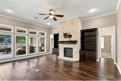 406 Iron Gate, Victoria, TX 77904 - Photo 4