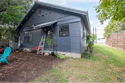 207 S Chestnut Street, Lampasas, TX 76550 - Photo 16