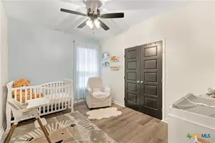 203 Flint Rock Ct, Victoria, TX 77904 - Photo 14