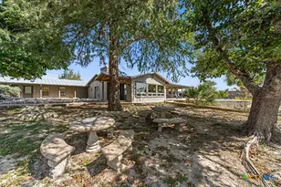309 Burney Rd, Centerpoint, TX 78010 - Photo 36