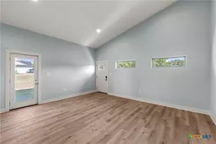 711 4th St, Eddy, TX 76524 - Photo 16