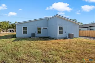 711 4th St, Eddy, TX 76524 - Photo 28