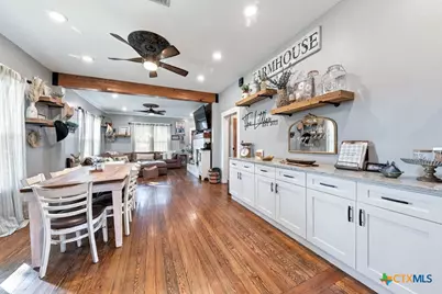 293 E Mather Street, New Braunfels, TX 78130 - Photo 10