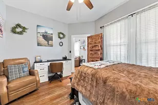 293 E Mather St, New Braunfels, TX 78130 - Photo 20