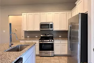 152 Shugart St, San Marcos, TX 78666 - Photo 6