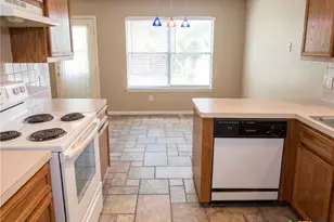 1311 Elke Cir, Copperas Cove, TX 76522 - Photo 4