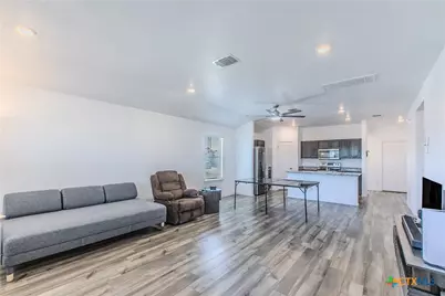 300 Jacquard Court, Troy, TX 76579 - Photo 4