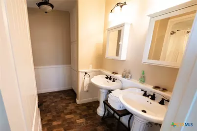 336 Bayside Drive, Seadrift, TX 77983 - Photo 12