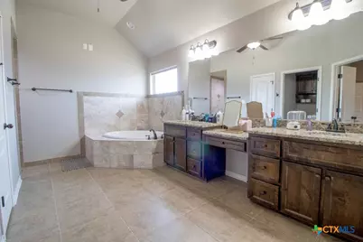 3528 Valley Mist Court, Temple, TX 76502 - Photo 14
