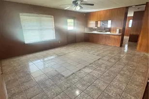 4702 Aster Ln, Victoria, TX 77904 - Photo 4