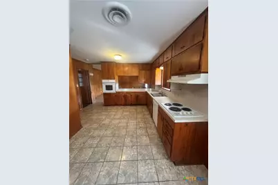 4702 Aster Lane, Victoria, TX 77904 - Photo 6