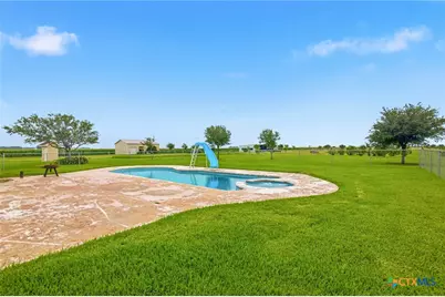 335 County Road 320, Edna, TX 77957 - Photo 30