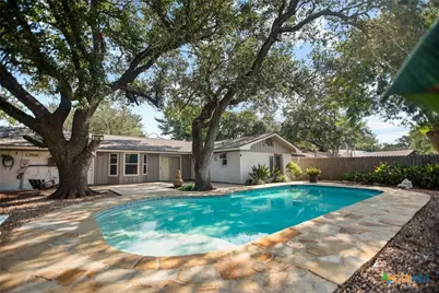731 Willowick Drive, Port Lavaca, TX 77979 - Photo 6