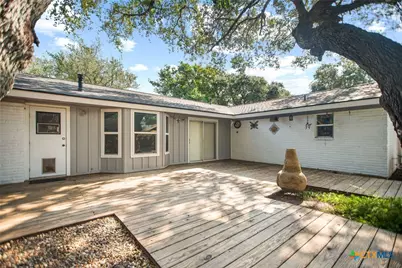 731 Willowick Drive, Port Lavaca, TX 77979 - Photo 8