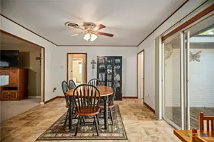 731 Willowick Dr, Port Lavaca, TX 77979 - Photo 18
