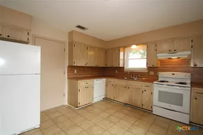 569 Plaza Court, Harker Heights, TX 76548 - Photo 10