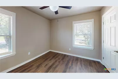 952 Fannin Loop, Temple, TX 76501 - Photo 6