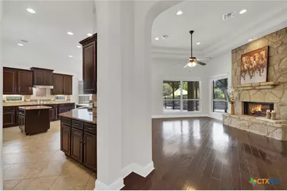921 Santa Cruz, New Braunfels, TX 78132 - Photo 12