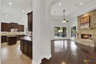 921 Santa Cruz, New Braunfels, TX 78132 - Photo 12