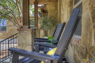 921 Santa Cruz, New Braunfels, TX 78132 - Photo 4