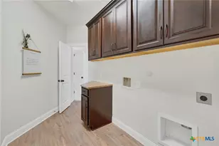 921 Santa Cruz, New Braunfels, TX 78132 - Photo 24