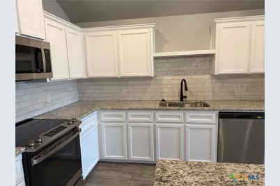 2106 Blackhawk Loop, Belton, TX 76513 - Photo 6