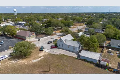 523 E Donegan Street, Seguin, TX 78155 - Photo 22