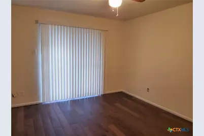 300 Milam Street #4, Seguin, TX 78155 - Photo 4