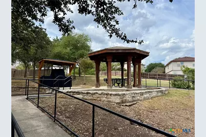 9007 Walnut Springs, Universal City, TX 78148 - Photo 24