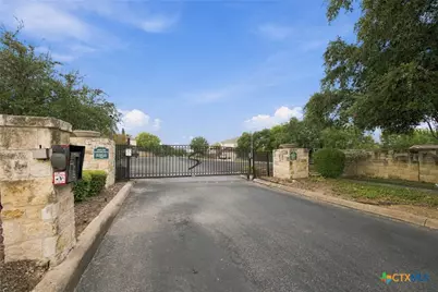 9007 Walnut Springs, Universal City, TX 78148 - Photo 2