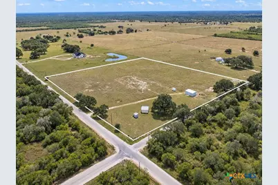 2491 E Fannin Goliad, Goliad, TX 77963 - Photo 2