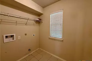 558 Briggs Dr, New Braunfels, TX 78130 - Photo 16