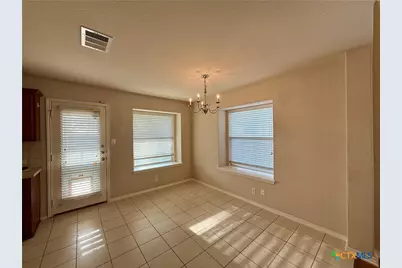 558 Briggs Drive, New Braunfels, TX 78130 - Photo 8