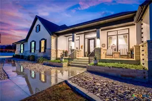 1207 Game Trl, New Braunfels, TX 78132 - Photo 2