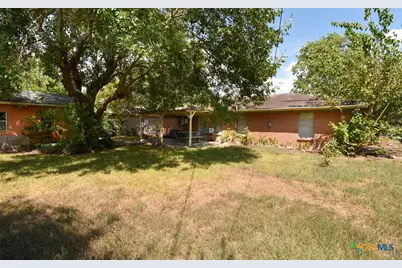 1310 Meadowview Drive, Port Lavaca, TX 77979 - Photo 16