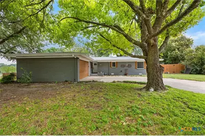 2215 N 9th Street, Temple, TX 76501 - Photo 2