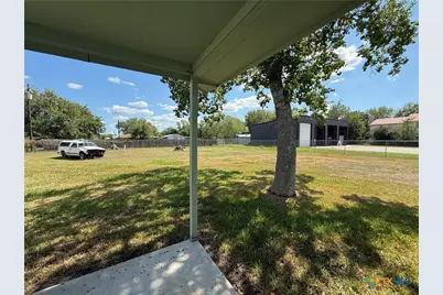 465 Blake Street, Victoria, TX 77905 - Photo 12