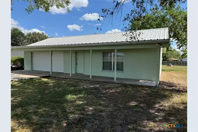 465 Blake Street, Victoria, TX 77905 - Photo 1