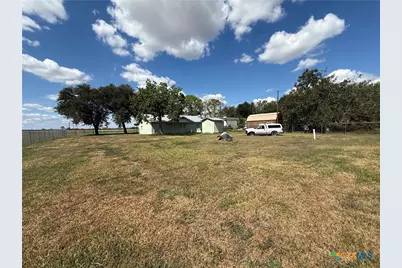 465 Blake Street, Victoria, TX 77905 - Photo 14